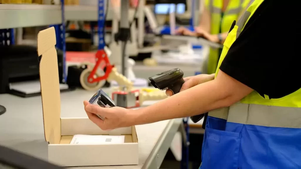 Senkron Group returns management and reverse logistics operation